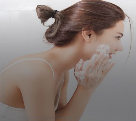 The Ultimate Double Cleansing Method Guide | Best Products & Techniques